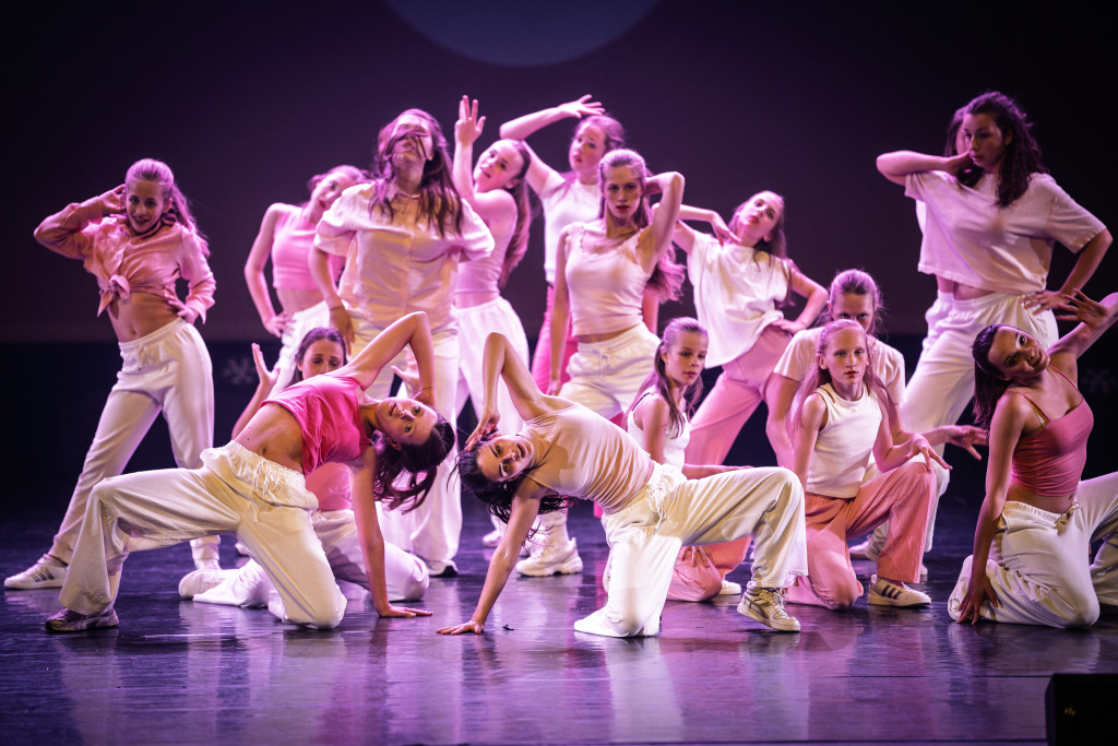 Girly Hip Hop N-Spiration